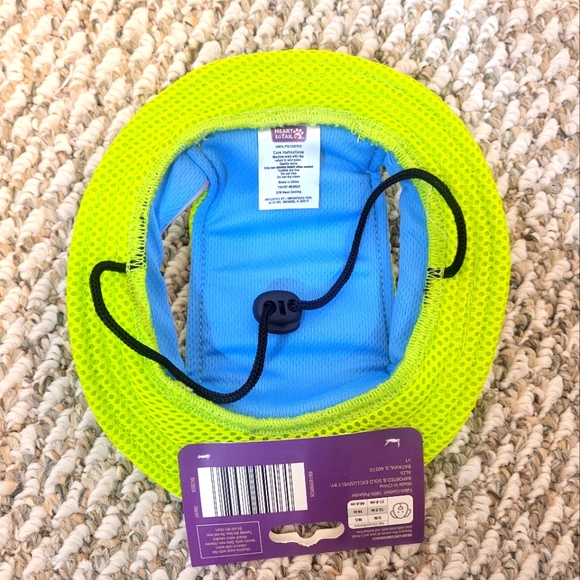 Heart to Tail Pet Hat Size S/M - Picture 5 of 6